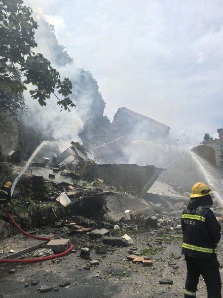 重庆彭水山体垮塌今晚预计有大暴雨 紧急救援进行中