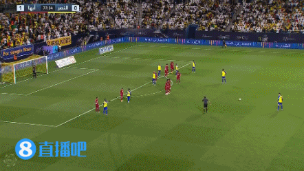 C罗超远距离任意球破门激动拥抱塔利斯卡