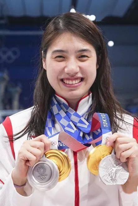 张雨霏将参加成都大运会 成都大运会成代表委员热议话题