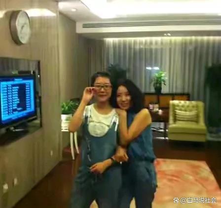 女子被刺死 兇手父親：害我不能回家,！