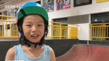 6-jährige Skifahren-Liebhaberin Wang Qiu
