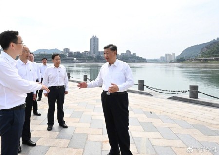 Xi Jinping besichtigt südwestchinesische Stadt Yibin