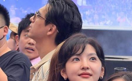 李现章若楠看汪苏泷演唱会 难哄原班人马重聚引发热议