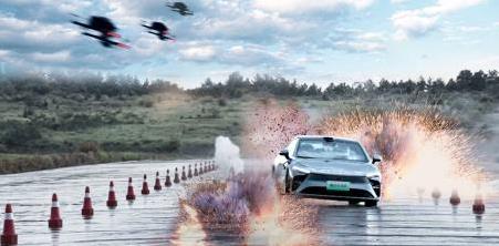 无人机空袭湿滑跑道,星纪元ES极限躲避有多强?