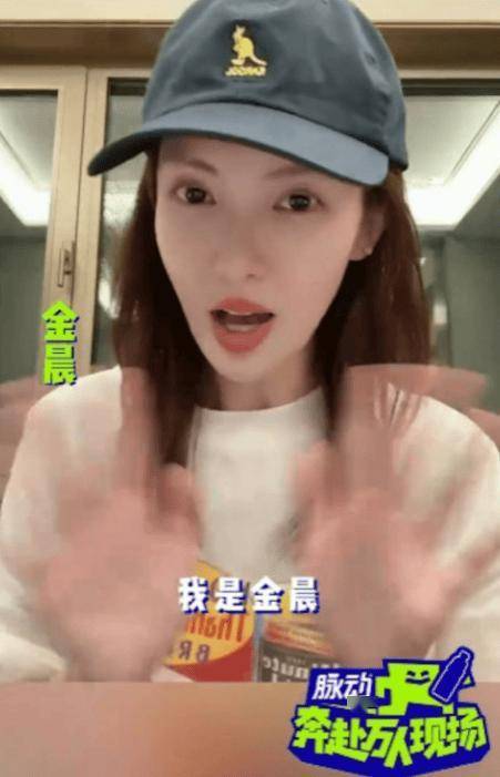 港星19岁女儿正式出道！转眼变大美女！两岸三地群星为她助威