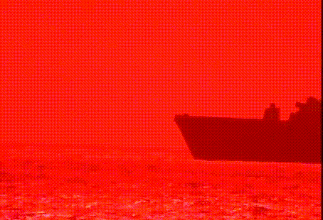 美国军舰在亚丁湾测试激光武器画面曝光