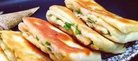 早餐饼香到邻居敲门，10分钟学会，3块钱吃饱全家