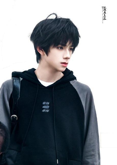 王橹杰说少年时代看不看随便吧