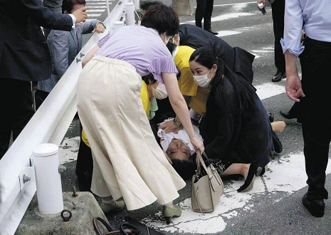 安倍晋三中枪，对日本政局将产生哪些影响？