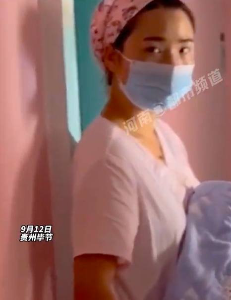 家属叫不出产妇全名护士拒给娃：眼神犀利警备十足