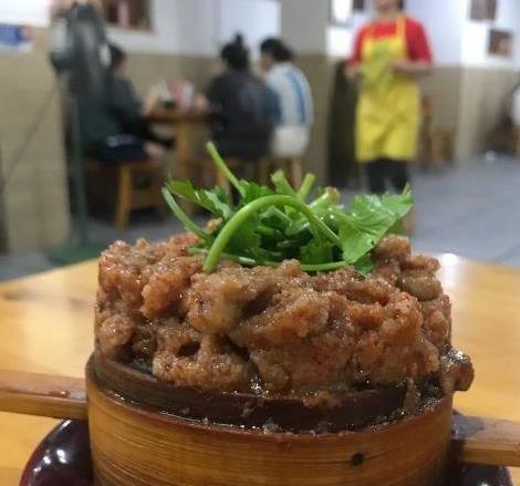 万州小店格格12元一份,香到挤满人,重庆人开车4小时来吃!_新闻看看
