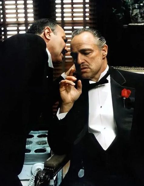 从盗窃性侵到赌球被捕，比卢普斯光环之下藏着多少不堪！