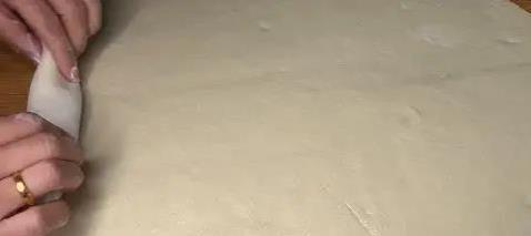7块钱烫面饼不够吃，自己做金黄多层，香到邻居敲门？