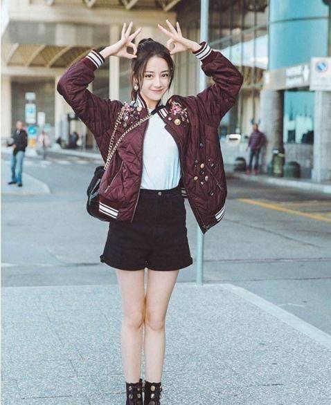 杨幂带火了一种穿法叫上半身去上学下半身去蹦迪照着学准美