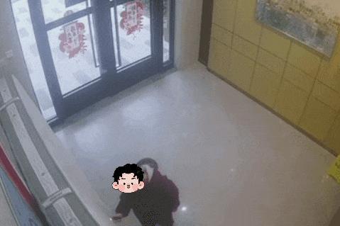 警方介入男孩试玩打火机点燃床垫 家长全额赔偿损失