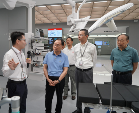湖北省慈善总会走访迈瑞医疗公司