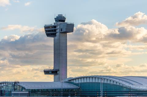美国联邦航空局敦促飞行员审查安全程序以防止机场事故
