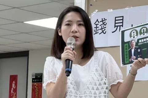 自制潜艇刚“下水”，台海军前顾问即卷入弊案疑云