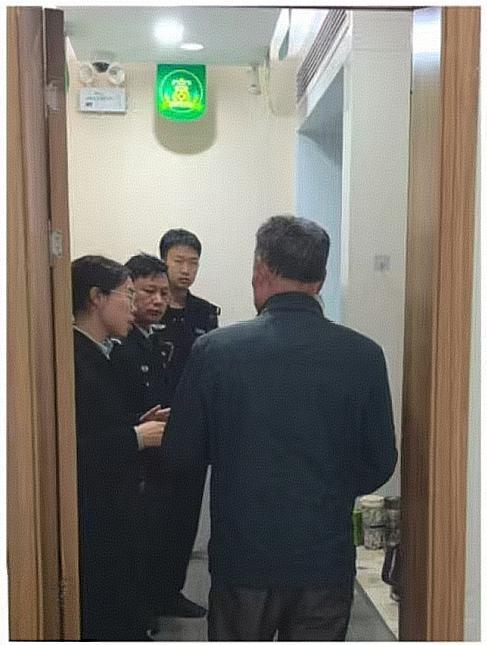 邮储银行红安县七里坪镇支行成功拦截电信诈骗为客户保住20万元养老钱