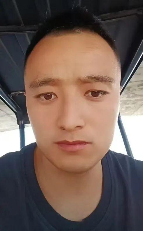 34岁男子为救落水男孩牺牲 最后一句话令人泪目