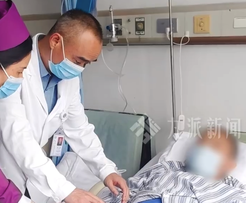 AB血型母亲捐肾救A血型儿子 母子二人均已康复出院