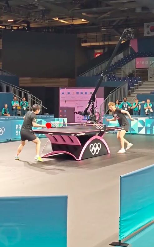 国乒运动员开启奥运主场馆训练模式 全力冲刺金牌之战