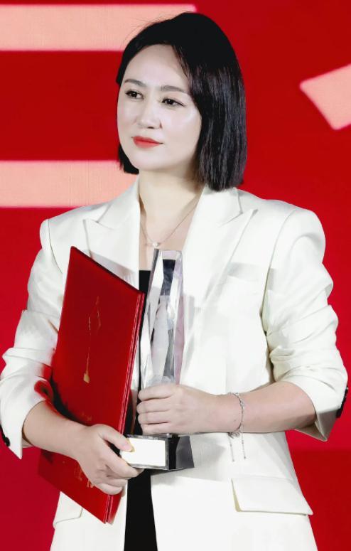 于适提名百花奖感谢乌尔善导演 共叙影坛新秀荣耀时刻