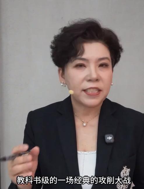 理解旋转!邓亚萍复盘王曼昱登顶中国大满贯:教科书级别的攻削大战 从0比3到4比0的蜕变
