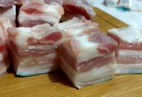 电饭煲做红烧肉，简单3步出锅，香到邻居敲门？