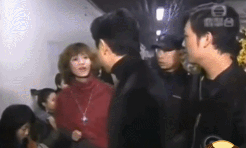 回顾张国荣生前最后一次露面，身患抑郁仍把笑容留给观众