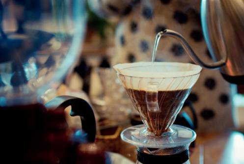 研究称久坐者每天喝杯咖啡降低死亡风险 咖啡护航健康生活