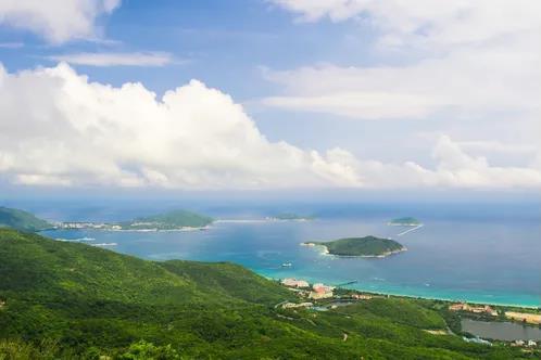 小众海岛旅游成三亚“平替”？从北京出发便宜超万元！多团已满员