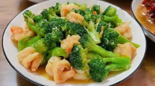 鲜虾弹牙西蓝花清甜，10分钟上桌，健康又好吃？