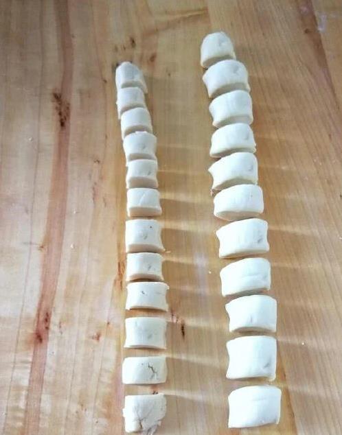 电饼铛做红薯馅饼,3步酥到掉渣,邻居抢着要方子!