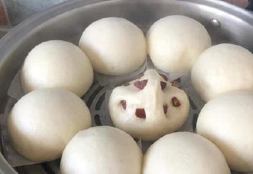 山东饭量有多大？一盆菜吃光，南方人惊呆了！