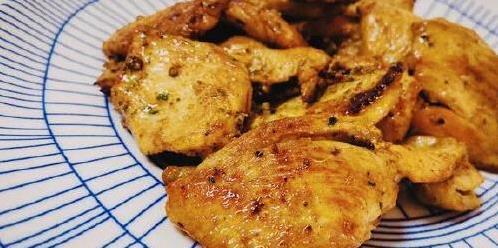 孩子一口接一口，鸡胸肉10分钟变硬菜，你家也能行？