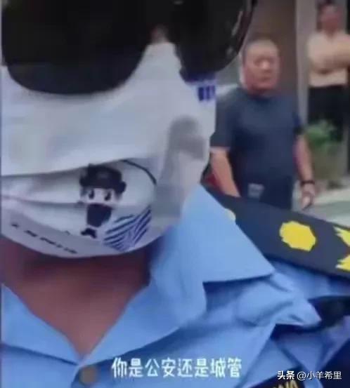 城管进小区拖电动车后续：物业问题引发误会 书记出面向业主致歉