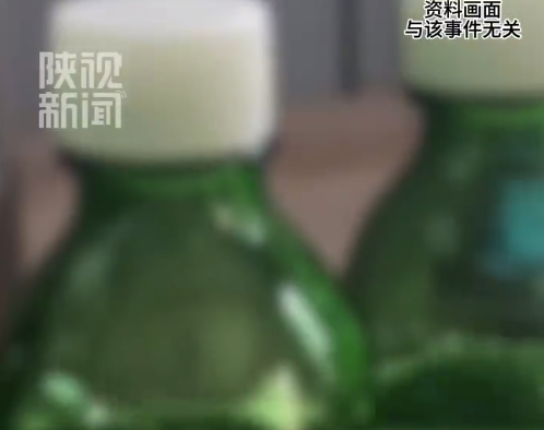 敌敌畏被皮肤吸收可引发重度中毒，严禁用于餐饮场所！