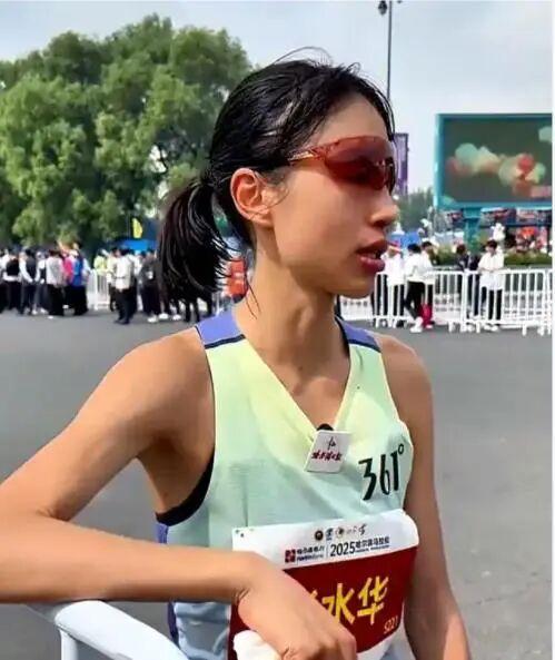 張水華虛假理由調(diào)休增加同事負(fù)擔(dān) 違規(guī)兼職與虛假調(diào)休受處分