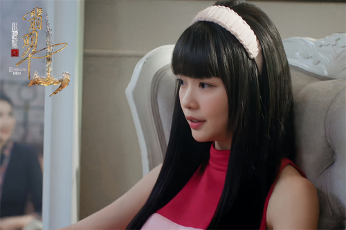 新加坡年度大戏《小娘惹之翡翠山》播出 黄暄婷演绎反派进化论