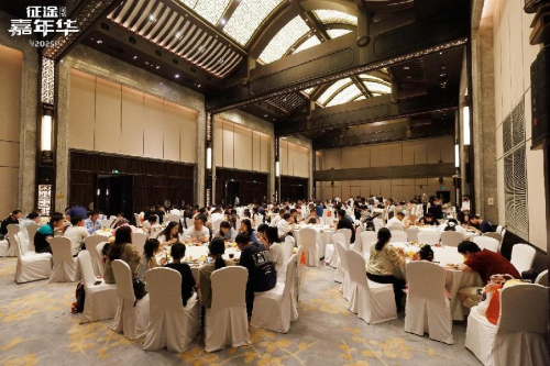 2025征途嘉年华线下盛典圆满落幕 黄金城开 诸侯欢聚！