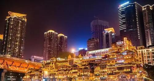 重庆人吃什么？三餐不离火锅？