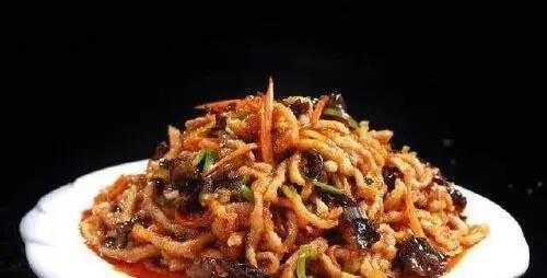 切肉有妙招,鱼香汁调对,家常鱼香肉丝秒杀饭店味道