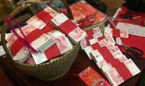 女子打工偿还68万彩礼 只因自己父母太狠心！