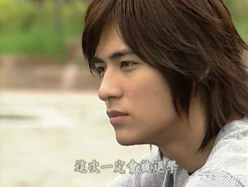男星被曝性能力强多次逼女友堕胎 从不戴套
