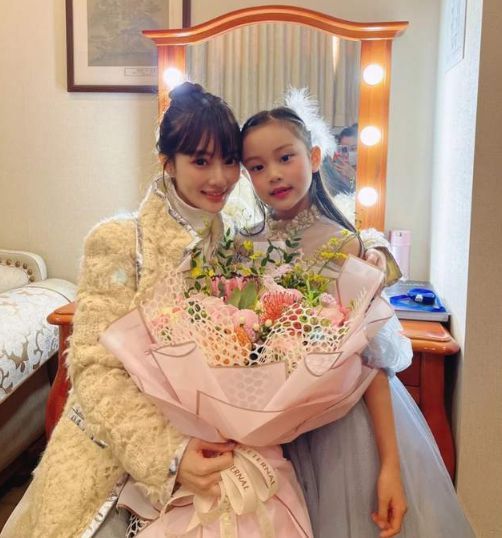 和贾乃亮复婚？李小璐回应：我和女儿现在很幸福