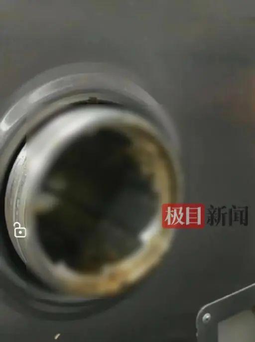 小學(xué)食堂絞肉機(jī)有大量活蛆 未及時(shí)清洗導(dǎo)致