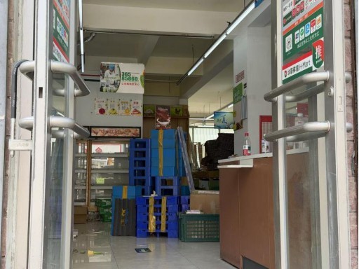 济南线下零售冷暖分化：山姆及小象热度高涨，华联超市、便利蜂等传统品牌悄然收缩