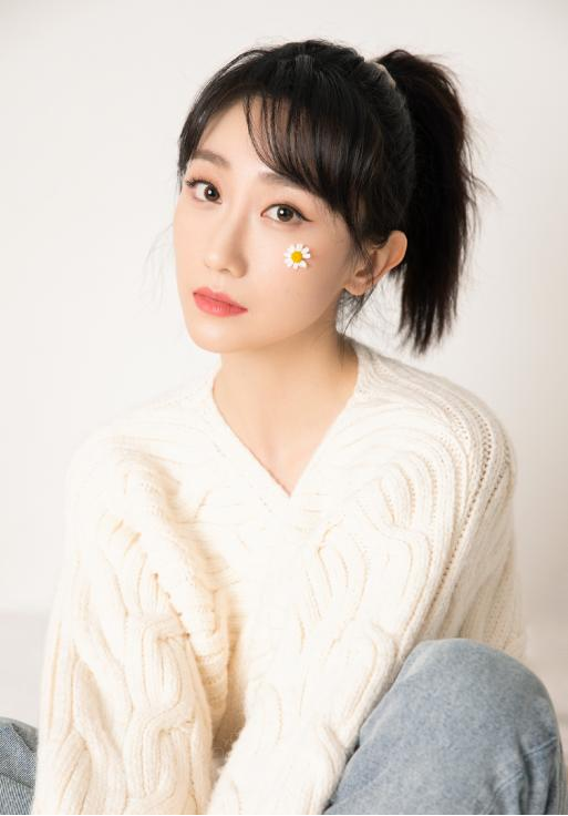 看完《悬崖之上》发现了宝藏演员安冬 娇俏大小姐人设带感