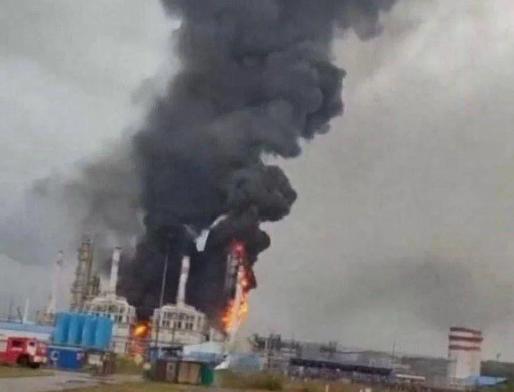 乌方称俄罗斯正遭受大规模攻击 该港口已多次遭遇袭击